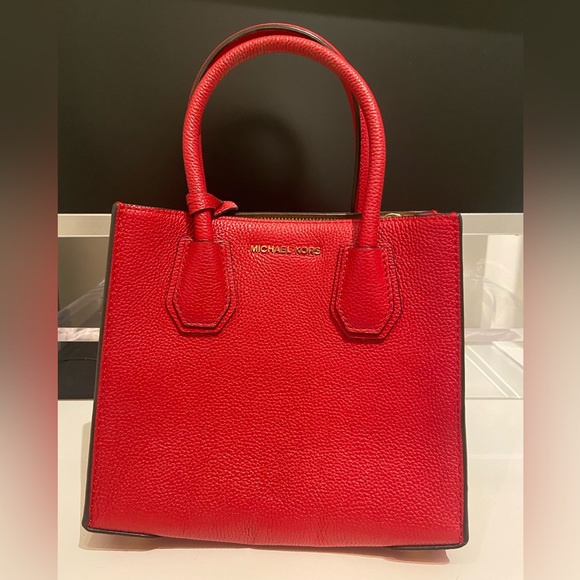Michael Kors - Mercer Pebbled Leather Bag - Red/Gold - Excellent Condition - Picture 2 of 11